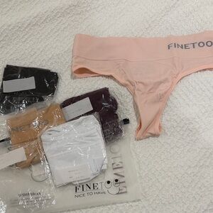 Finetoo Soft Pink Ribbed thong NWT SIZE LARGE Underwear